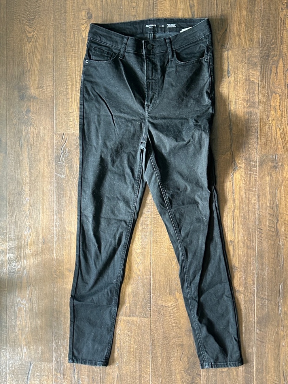 Old Navy Black Women’s Skinny Jeans